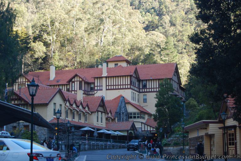 You are currently viewing Sydney Day Trips – Jenolan Caves